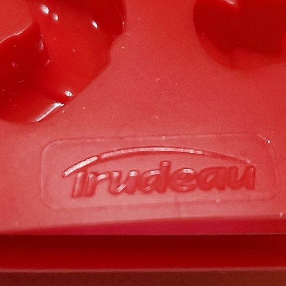 Chocolate Molds Christmas Themed By Trudeau 2 Pcs Set - Picture 4 of 14